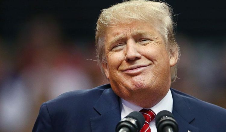 Donald Trump menang karena banyak orang yang ogah memilih hilarry