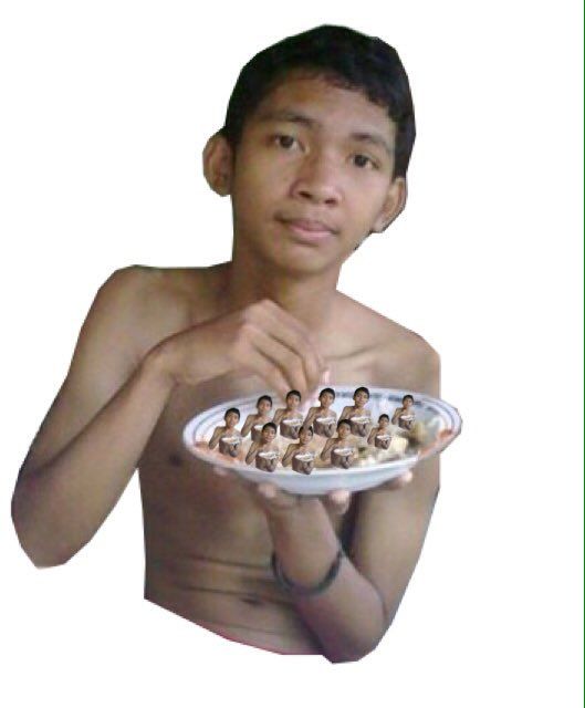 dia makan dirinya sendiri >.<