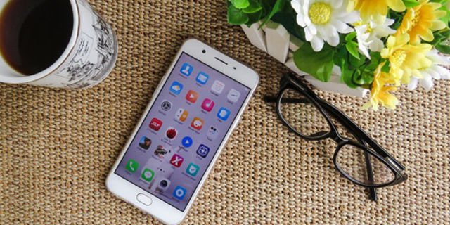 OPPO F1s