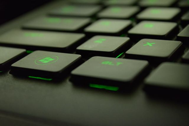 Keyboard Berlampu