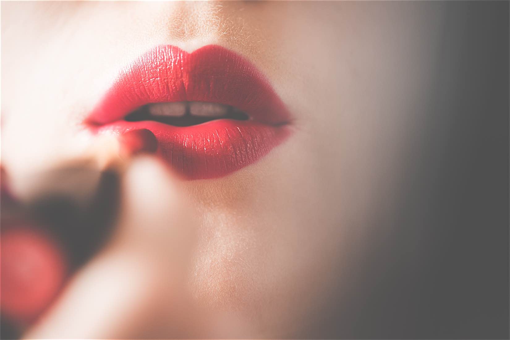 6 Perona Bibir Yang Perlu Kamu Ketahui Mulai Dari Lip Balm Sampai Lip Cream Semuanya Beda Fungsi