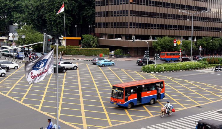 Hati-hati, Kalau Melanggar Marka Kuning Ini Bisa Ditilang. Banyak yang