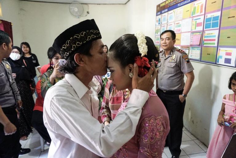 Kalau Memang Belum Siap, Menikah Bisa Ditunda. Jangan Sampai Nikah di