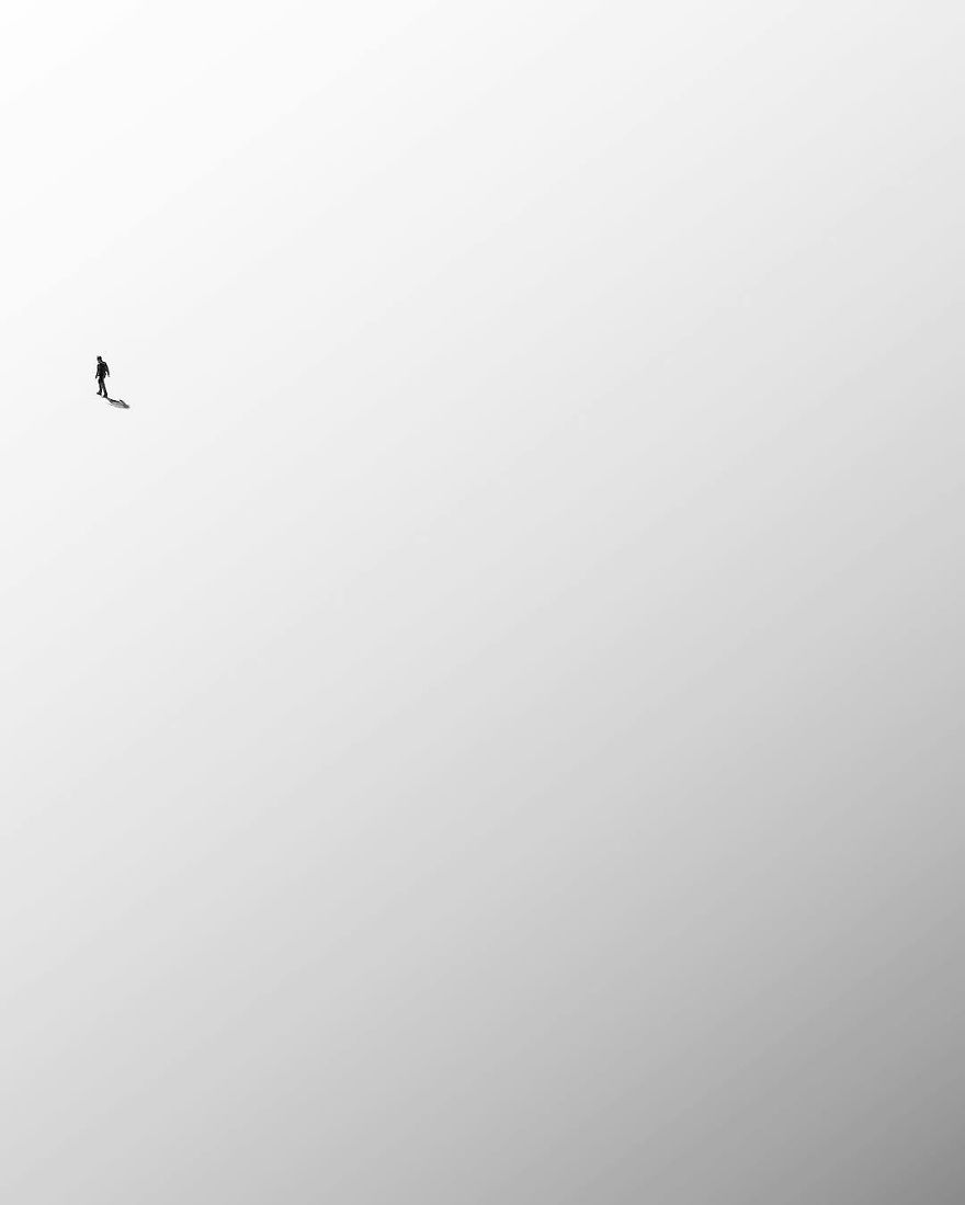 Fotografer Ini Jago Banget Bikin Foto Hitam Putih di Instagram. Keren