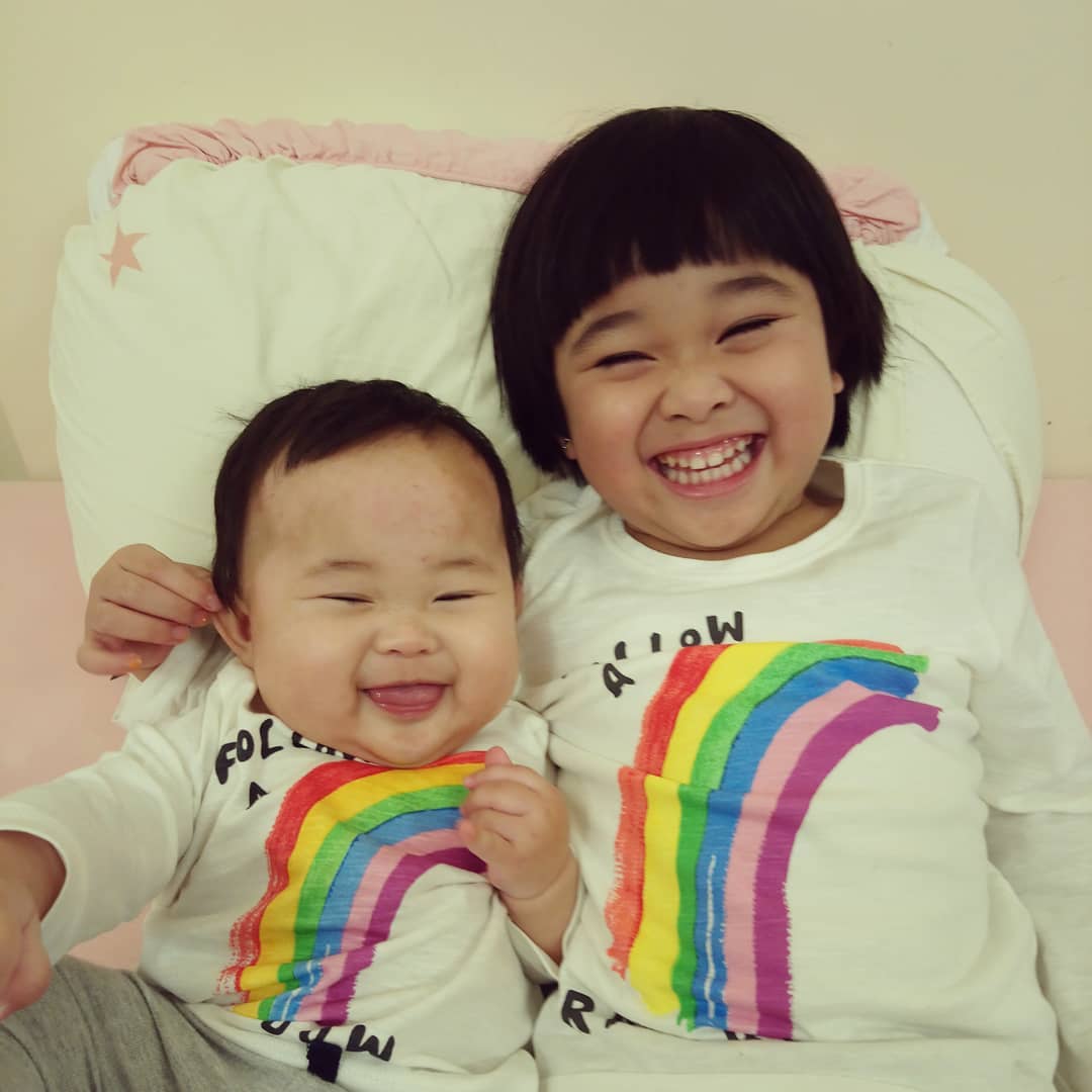 Menengok 7 Aktivitas Media Sosial Pejuang LDR-an. Nggak Semuanya