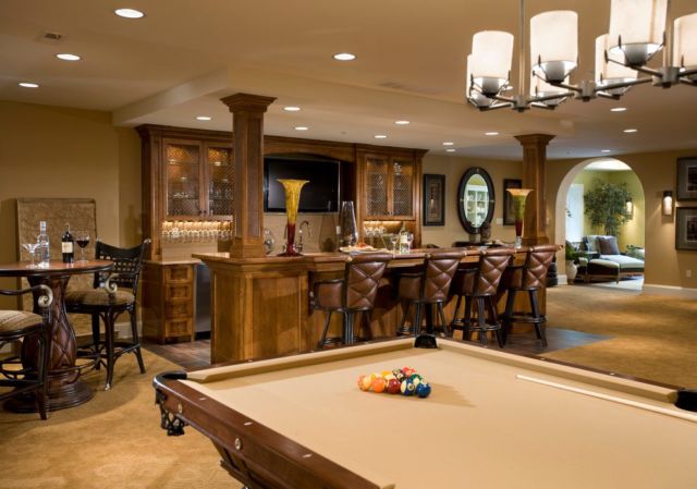 home bar dan play room