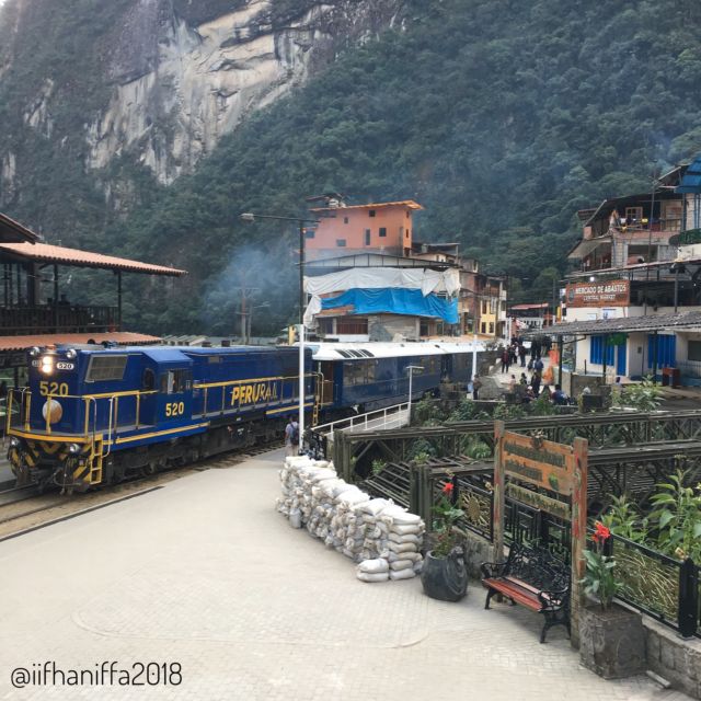 Naik kereta bisa hemat tenaga