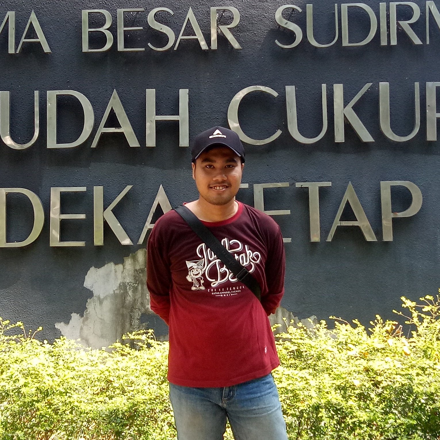 MerdekaTapi Masih Jatuh Cinta Diam Diam