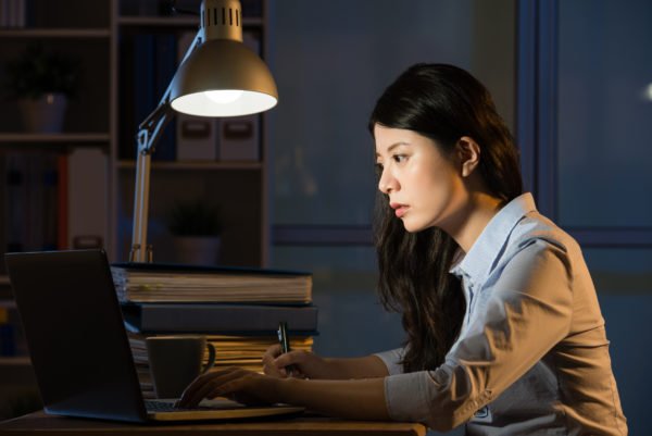 7 Tips Supaya Tetap Sehat Dan Awet Muda Meski Sering Lembur Kerja Nggak Mau Kan Menua Sebelum Waktunya 7 Tips Supaya Tetap Sehat Dan Awet Muda Meski Sering Lembur Kerja Nggak Mau Kan Menua Sebelum Waktunya