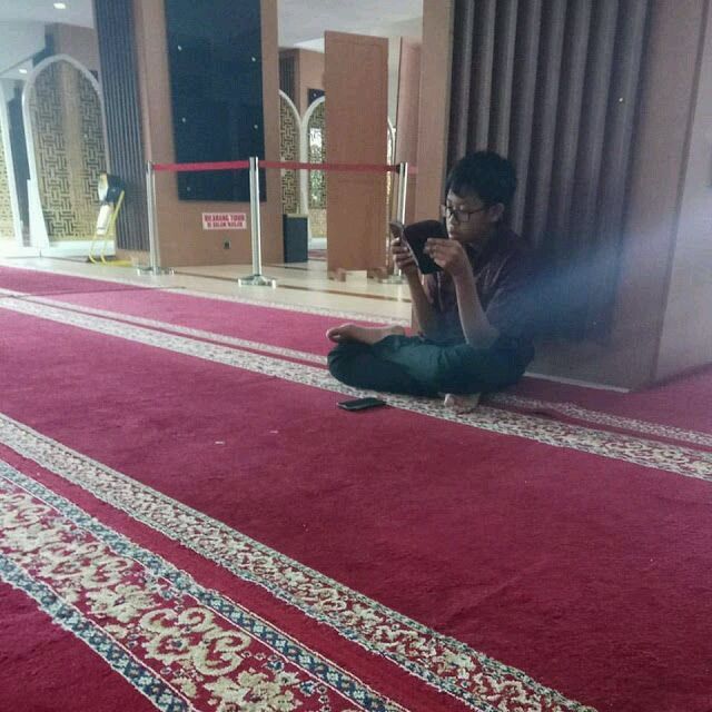 chatting dengan doi