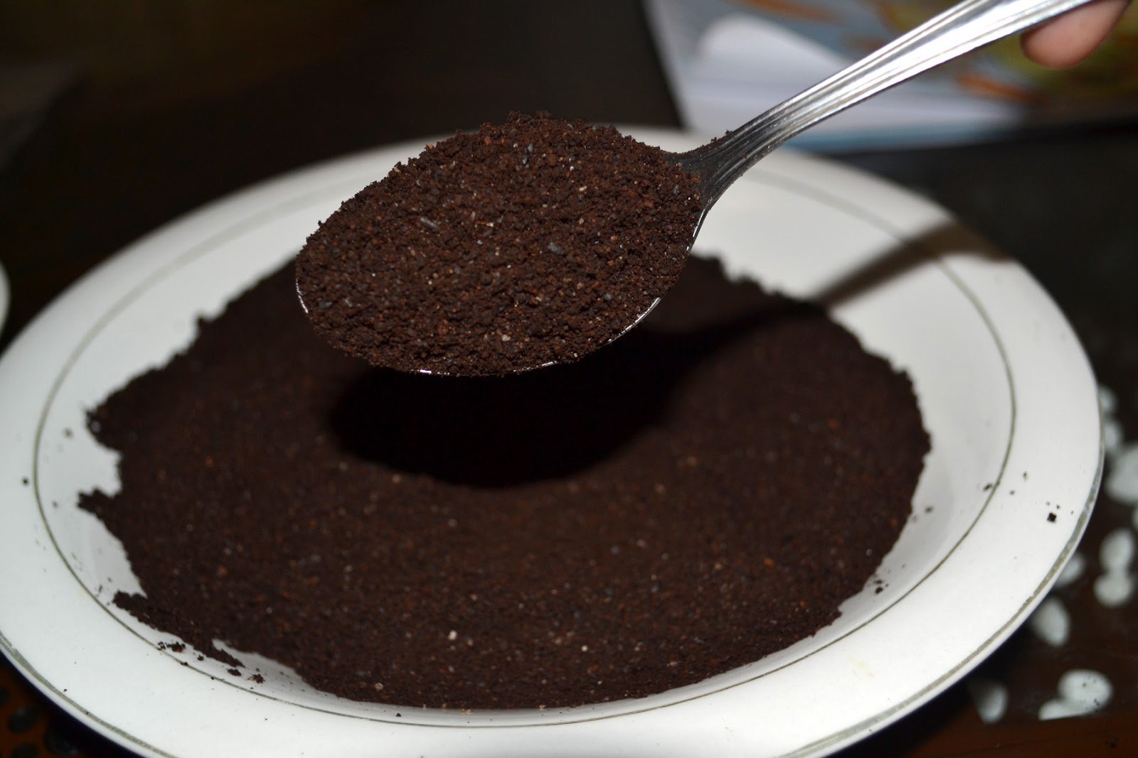 Sebelum Nge-date Nanti, Hilangkan Bau Petai dan Jengkol di Mulutmu