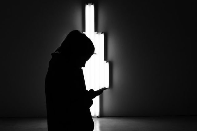 iri dengan teman-teman