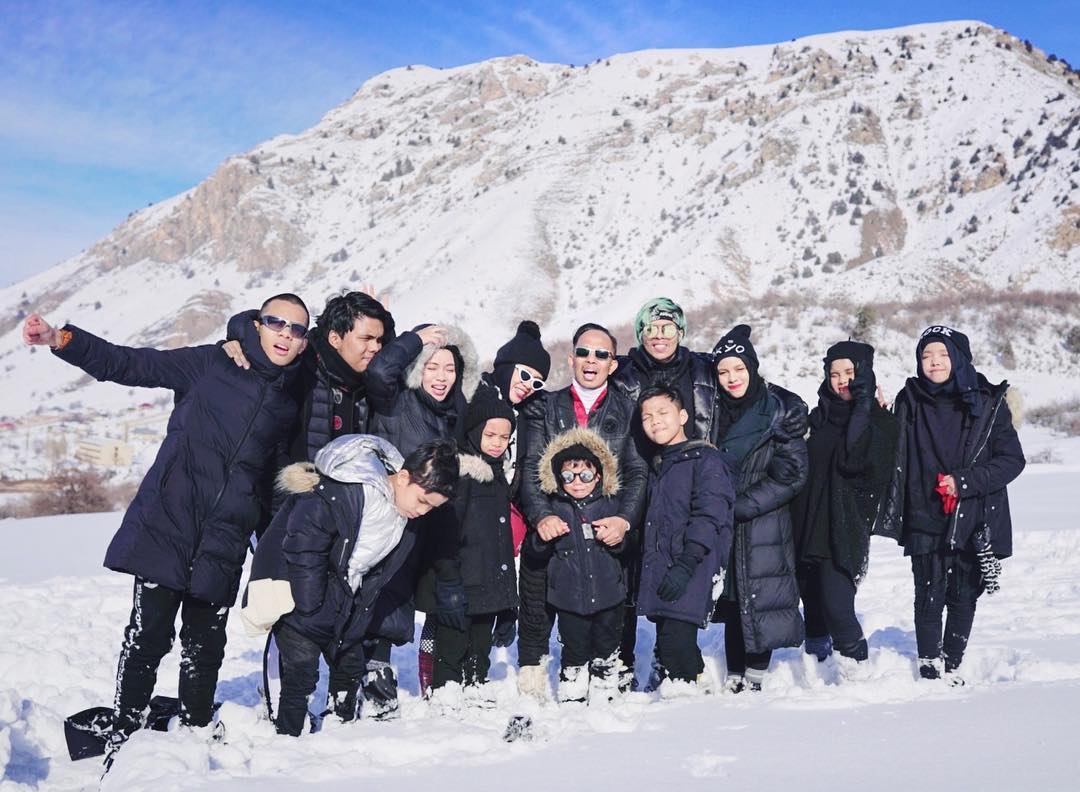 8 Lokasi Syuting Video Klip Ziggy Zagga Gen Halilintar. Dari Negara