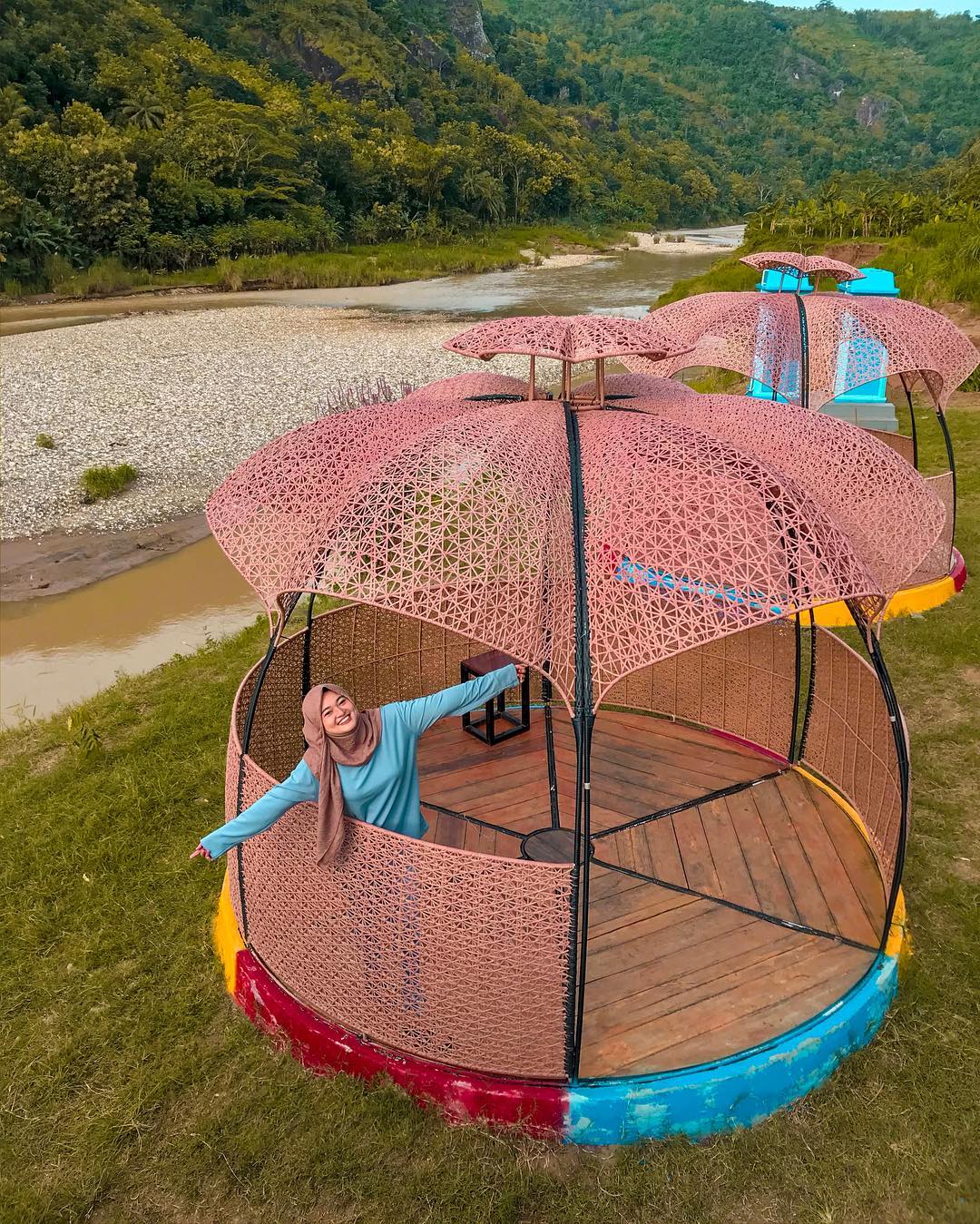 Gardu Pandang Lemah Rubuh, Destinasi Hits di Tepian Kali Oya, Imogiri