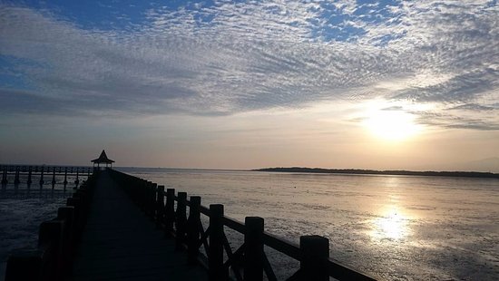 Sunrise Pantai Bentar