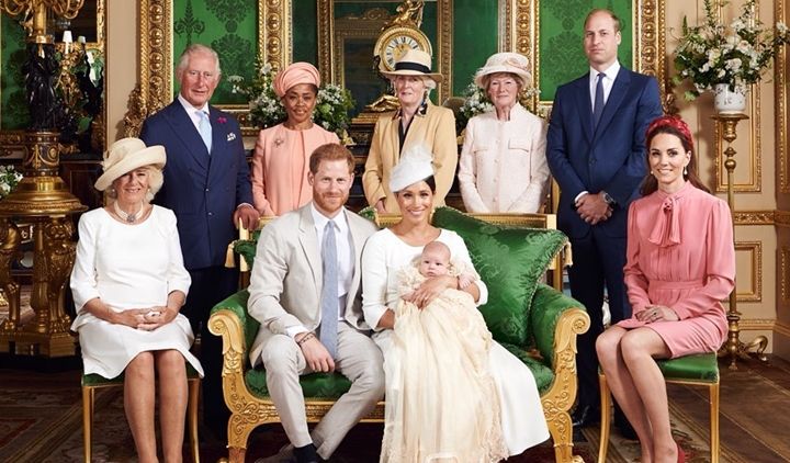 Usai Pembabtisan, Pangeran Harry-Meghan Markle Bagikan Foto Bayi Archie