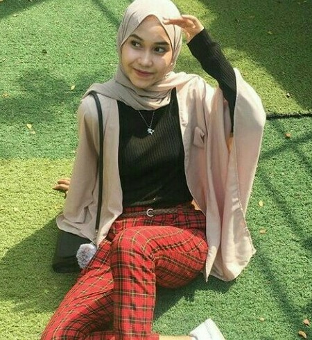 Outer mempercantik penampilan