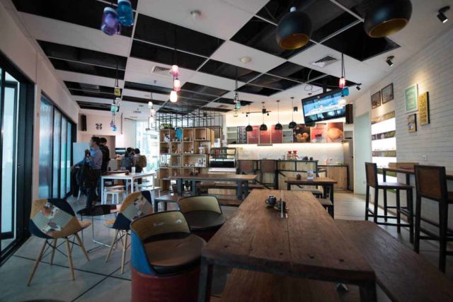 Desain kafe Panda House di Jakarta karya Jerry M. Febrino
