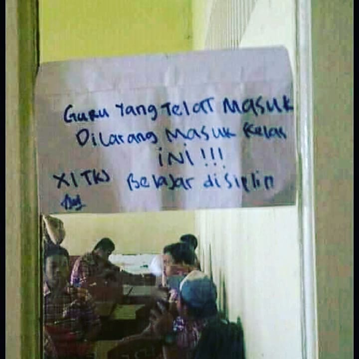 10 Bercandaan Anak Sekolah Zaman Sekarang, Recehnya Udah Meresap Hingga