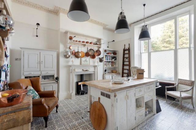 Desain boho chic untuk dapur rumah kamu