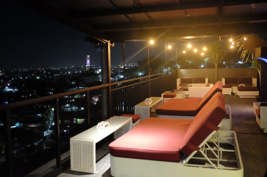 6 Kafe di Semarang yang Punya Pemandangan Keren. Bisa Lihat Seluruh