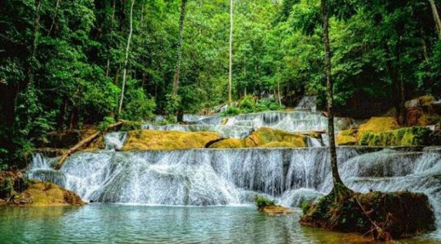 Spesial untukmu, Inilah Daftar Wisata Air Terjun Terindah