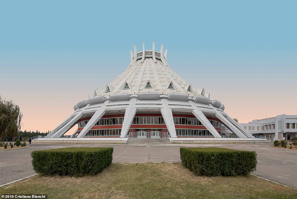 Intip 10 Bangunan Megah dengan Arsitektur Cantik di Pyongyang. Ternyata ...