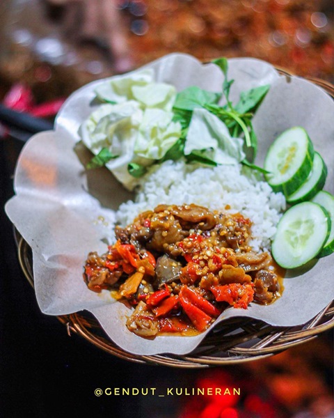 Oseng – oseng Bu Narti