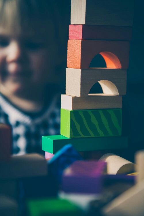 children play by pixabay