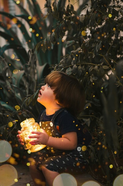 play whith children by Sharon Willsantt