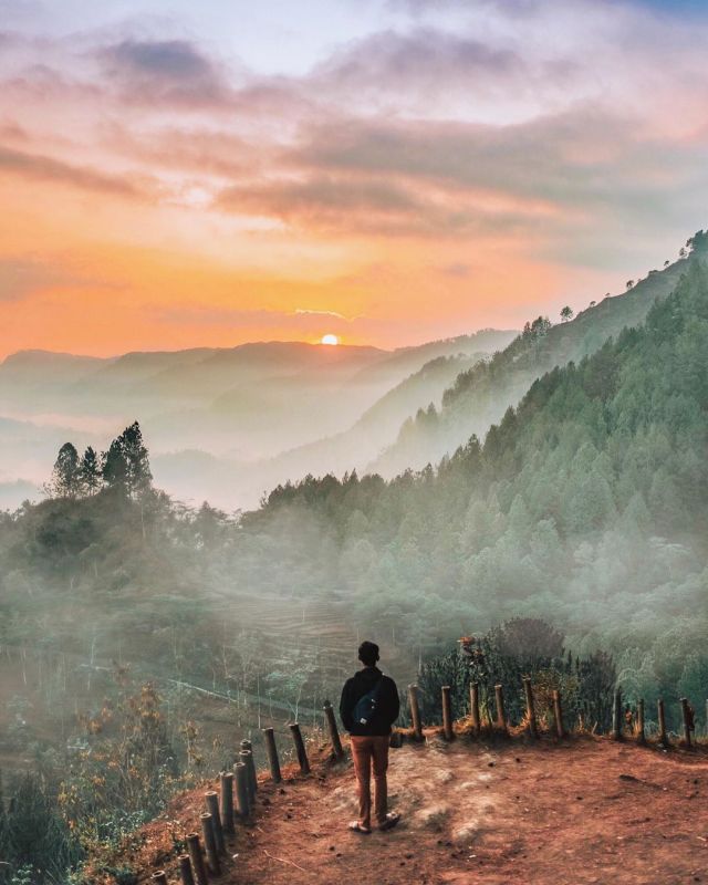 Bukit Pentulu Indah, Destinasi Terbaik untuk Menyaksikan Matahari