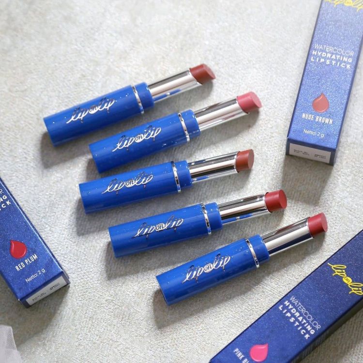 Gambar Lipstik Lokal yang Nggak Bikin Bibir Cepat Kering