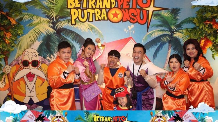 Rayakan Ulang Tahun Perdana Bareng The Onsu, Betrand Peto ...