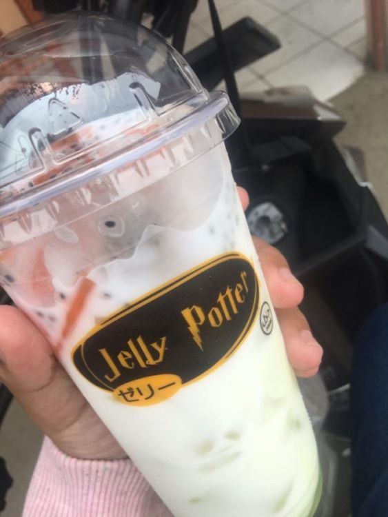 Daftar Bisnis Franchise Minuman yang Cocok untuk Sambilan