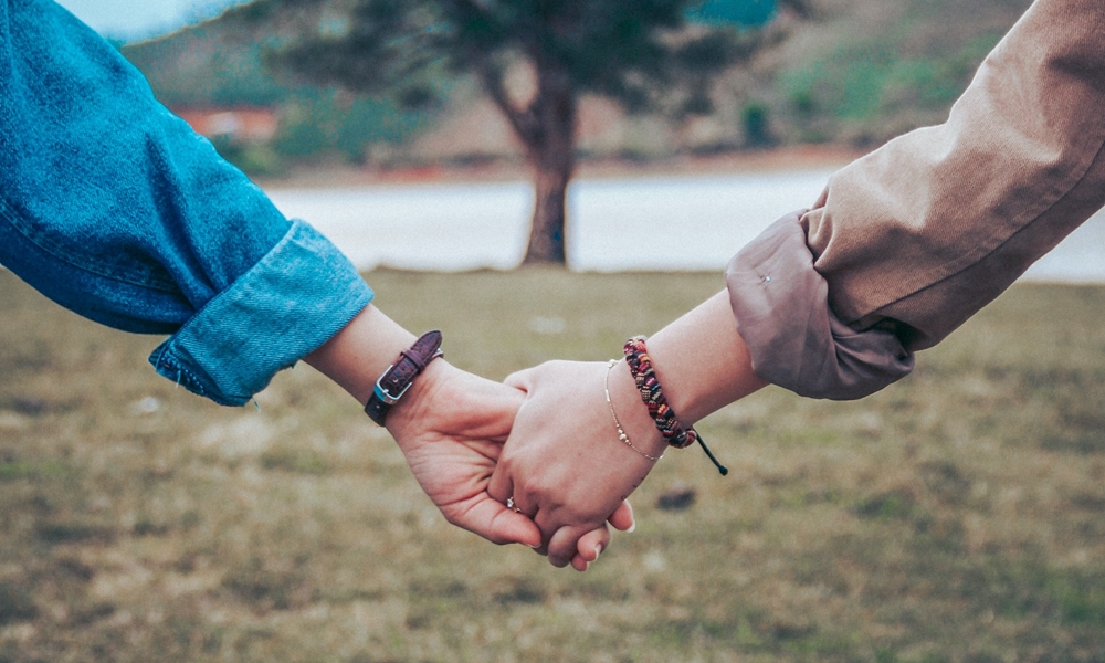 Ya Ini Salah Aku Yang Selalu Ada Untukmu Dan Kamu Yang Selalu Ada Untuk Kekasihmu