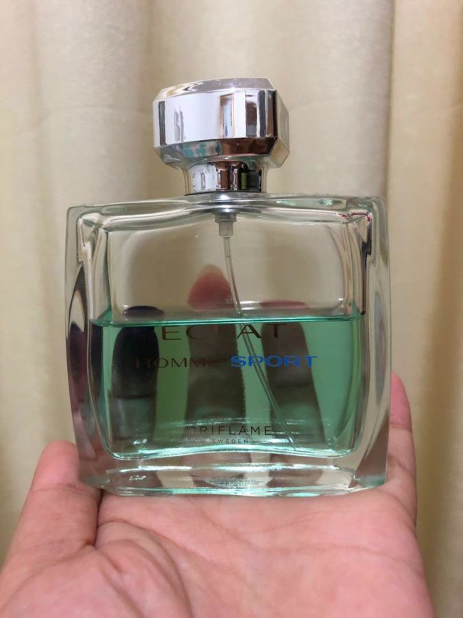 11 Rekomendasi Parfum Pria yang Wanginya Nggak Murahan, Bisa Dipakai