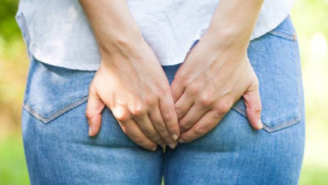 Gelagat Aneh Teman Yang Patut Dicurigai Mau Kentut Waspadai Sebelum Teracuni Bau Busuk