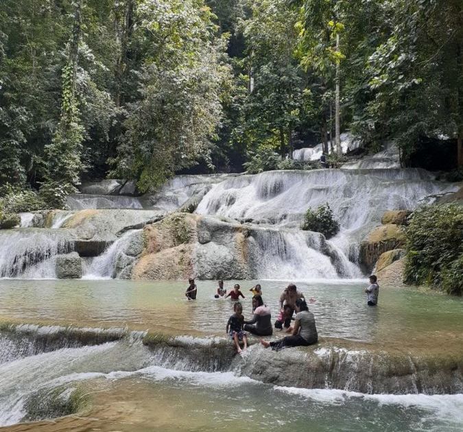 #DiIndonesiaAja-Eksotisme Air Terjun Moramo Sulawesi Tenggara