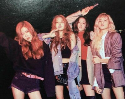 blackpink as trendsetter Photo by favim.com