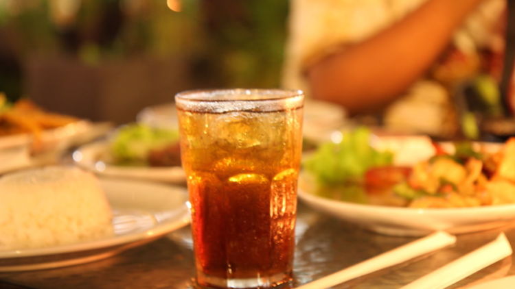Asalusul Es Teh Manis, Minuman Pelepas Dahaga Favorit Orang Indonesia