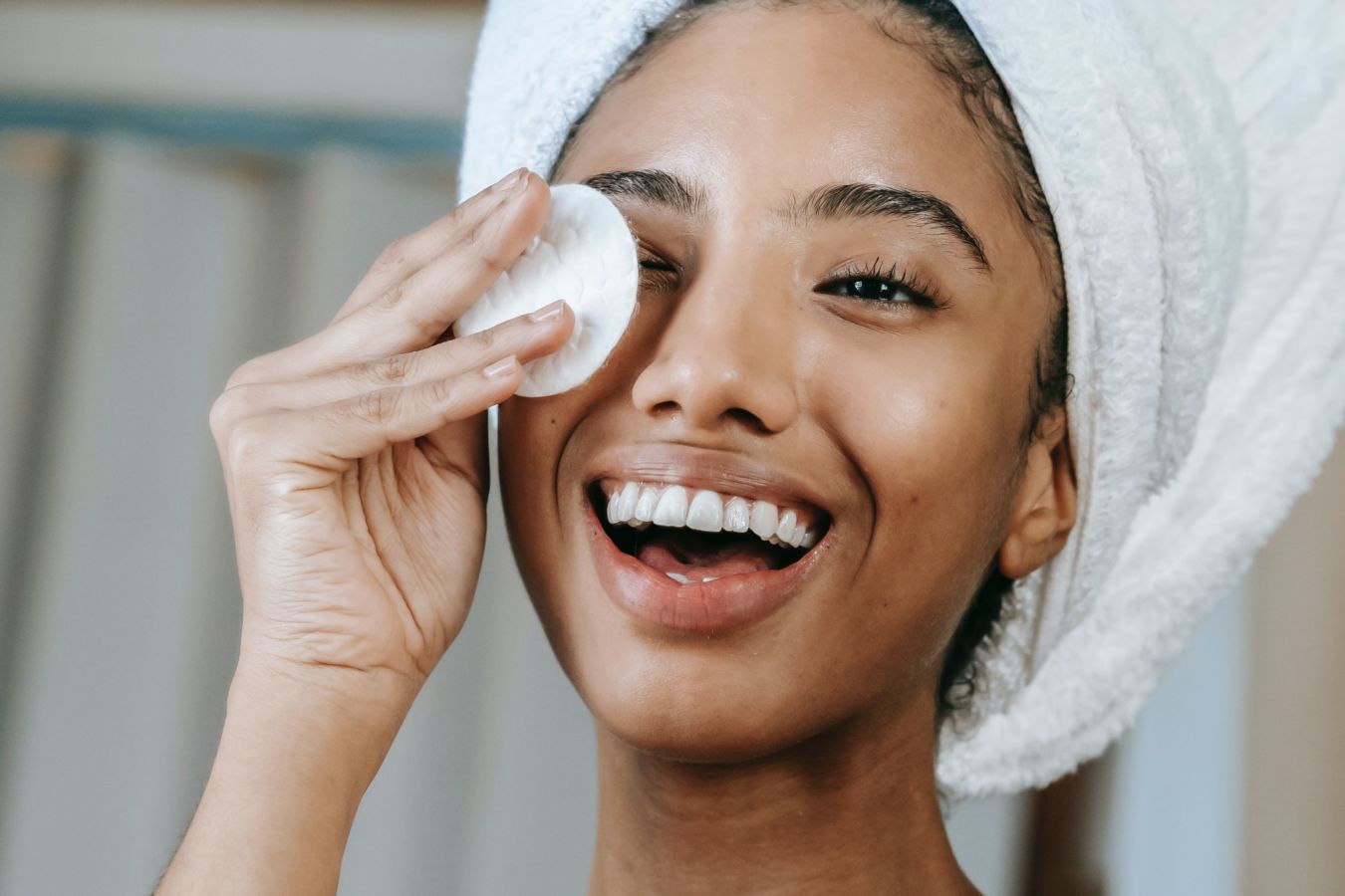 CSM Trik Pakai Skincare Ala Perempuan Jepang Bermodal Kapas Dan Toner 