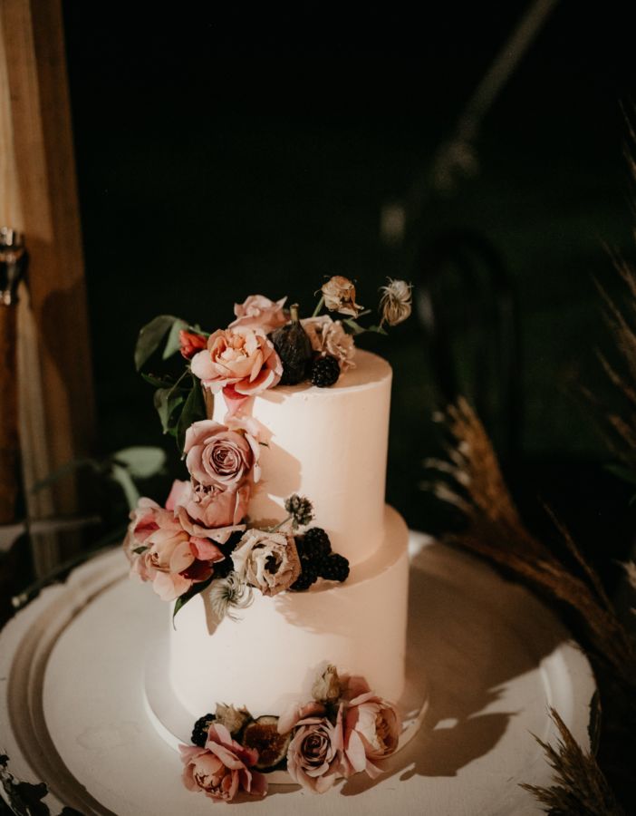 Asal Muasal Wedding Cake. Bukan Sekadar Sajian Cantik, Ternyata Sarat