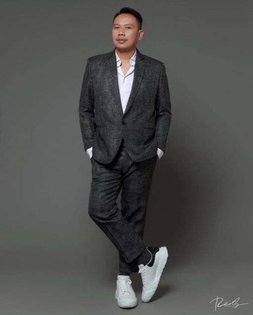 Vicky Prasetyo