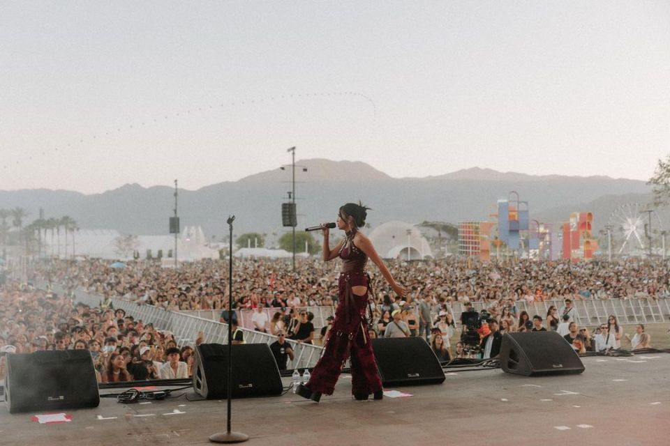 Niki Zefanya Cetak Sejarah Penyanyi Perempuan Pertama yang Tampil di Coachella