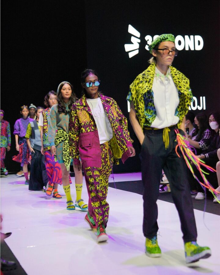 Bonge Tampil di Runway JF3 Fashion Festival 2022, Warganet: Naik Kelas!
