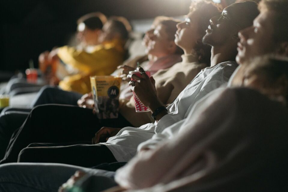 Memilih kursi bioskop