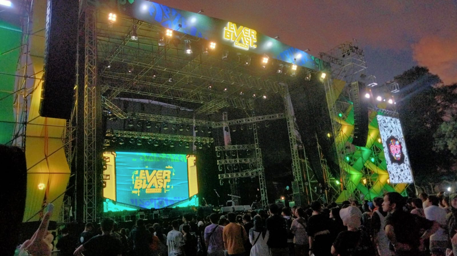  Nostalgia Tahun 2000-an di Everblast Festival, Ada Hoobastank hingga Motiv 